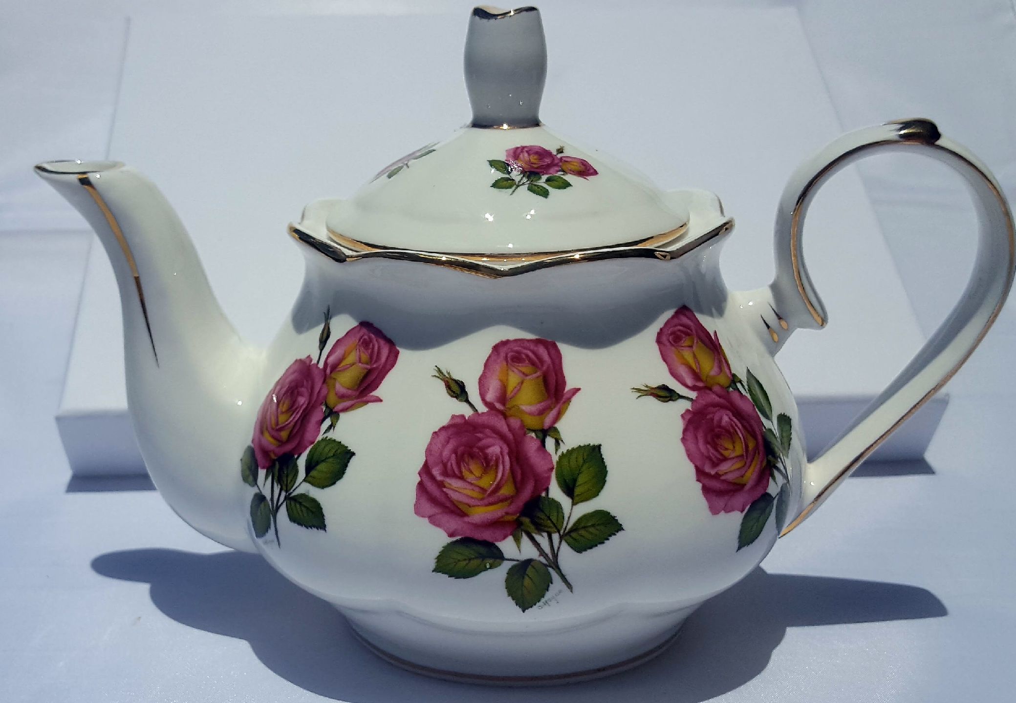 Blended Rose 4cup Teapot (custom) Blended Rose 4cup Teapot (custom)